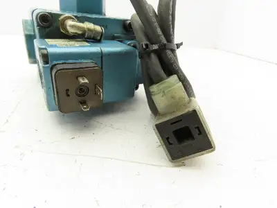 Mac 57D-73-501JJ Pneumatic Solenoid Valve 3/2 Pos 1" NPT 24VDC  250B-501JJ