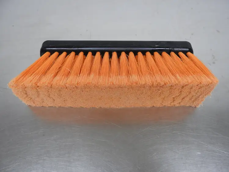 New | in-Stock Carlisle New Carlisle Soft Window Cleaning Scrub Brush Plastic Polystyrene Bristles 10"L Brushes Illinois US | Falcon Restaurant Supply #1376504