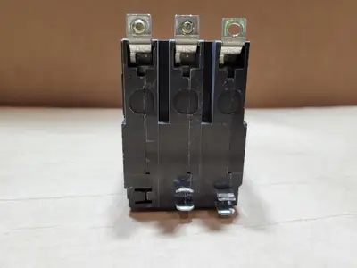 Used SQUARE D QOB350 Switchgears British Columbia CA | Lenmark #835846