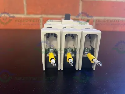 USED LOT OF 2 - MITSUBISHI ELECTRIC NF125-SVU NO FUSE CIRCUIT BREAKER