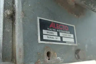 10" Class 150 Control Valve w/ Actuator and Position Indicator MD-82