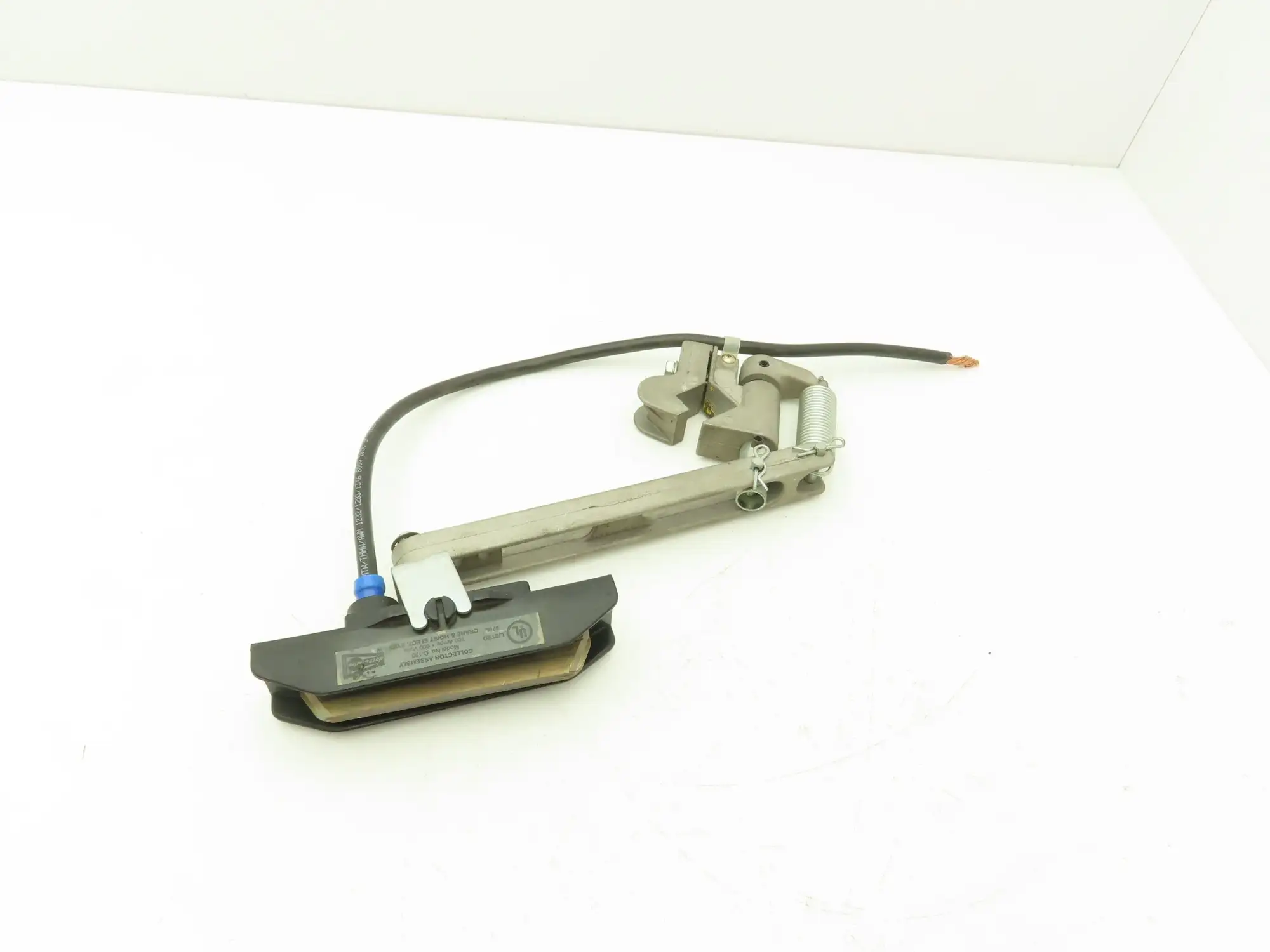 Duct-o-Wire C-100 Current Collector Arm Duct-o-Bar 100 Amp Single Shoe Black