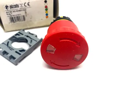 USED PIZZATO ILLUMINATED EMERGENCY PUSHBUTTON W/ LOCKING COLLAR