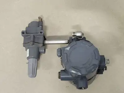 Electro-Pneumatic Transducer i2p-100 W/ Pressure Regulator FS-67CFR-362SC