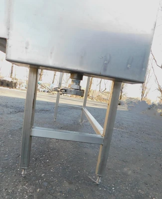 USED FILTERING TANK 40 GALLONS