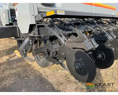 Used CRUSTBUSTER _UNKNOWN_ No-Till Drills Iowa US | Keast Enterprises #1360247