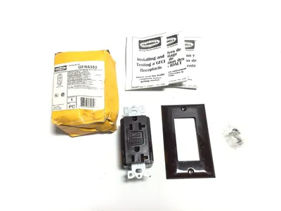 Hubbell GFR5352 Ground Fault Duplex Receptacle Circuit Guard 20A 125V 60Hz 2P 3W