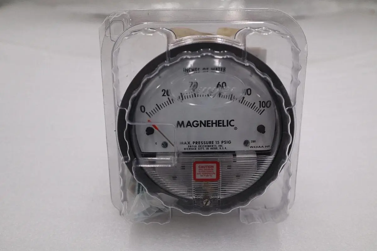 NEW Dwyer 4" Magnehelic Mode 2100 Differential Pressure Gauge 0-100" STOCK H177A
