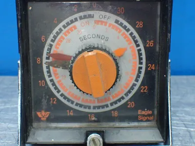 Used EAGLE SIGNAL HG100A6 Timers Ohio US | HGR 24 #883986
