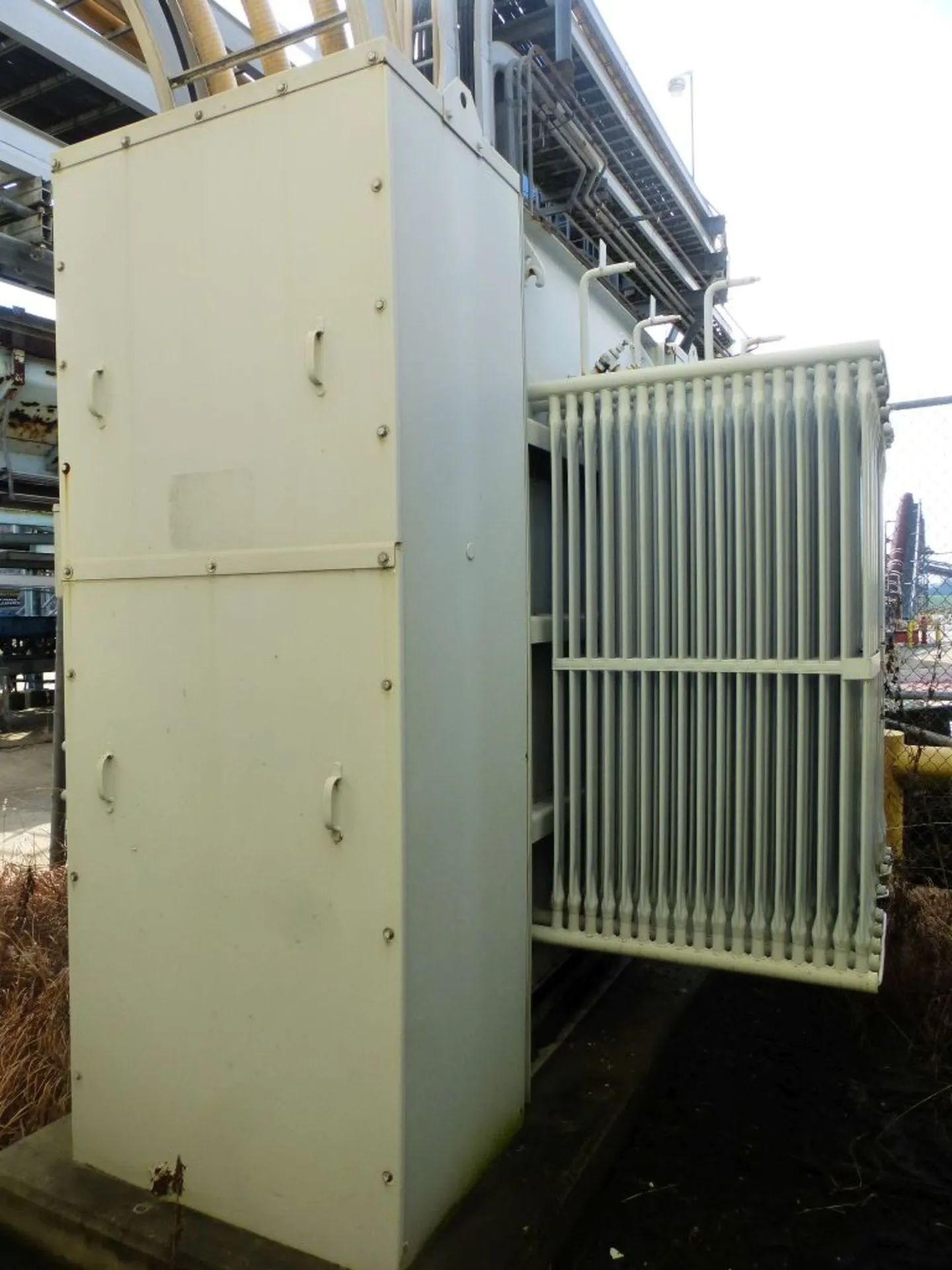 3750 KVA GE Silicone Transformer, 13.8KV Pri, 2400Y/1385V Sec