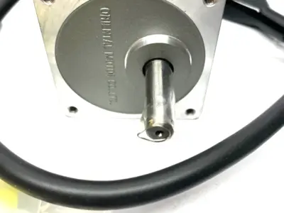USED ORIENTAL MOTOR ALPHASTEP CLOSED LOOP STEPPER MOTOR AND DRIVER MOD.