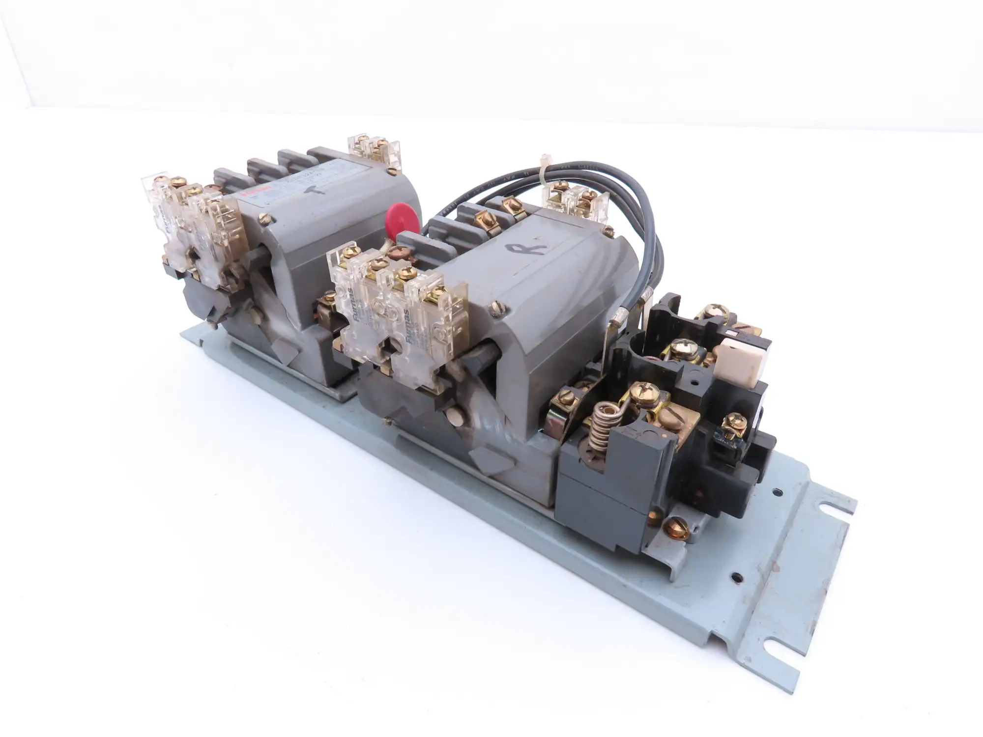 Furnas 22DP32A E6 Reversing Motor Starter 10Hp Size 1 Max 27A 600 VAC Overload