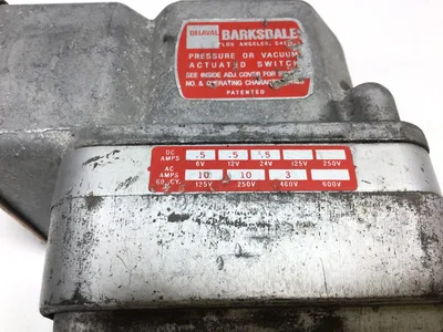 Barksdale DPDIT-A3 Pressure/Vacuum Actuated Switch