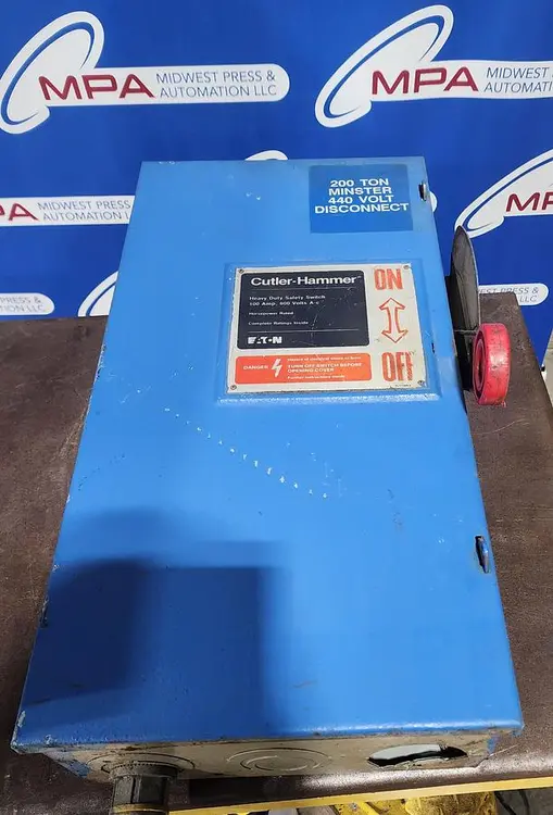 Used CUTLER-HAMMER DH363FGK Relays & Switches Michigan US | Midwest Press and Automation #618382