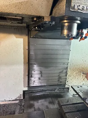 2012 HAAS VF-4 Vertical Machining Centers | Machinery Network (3)