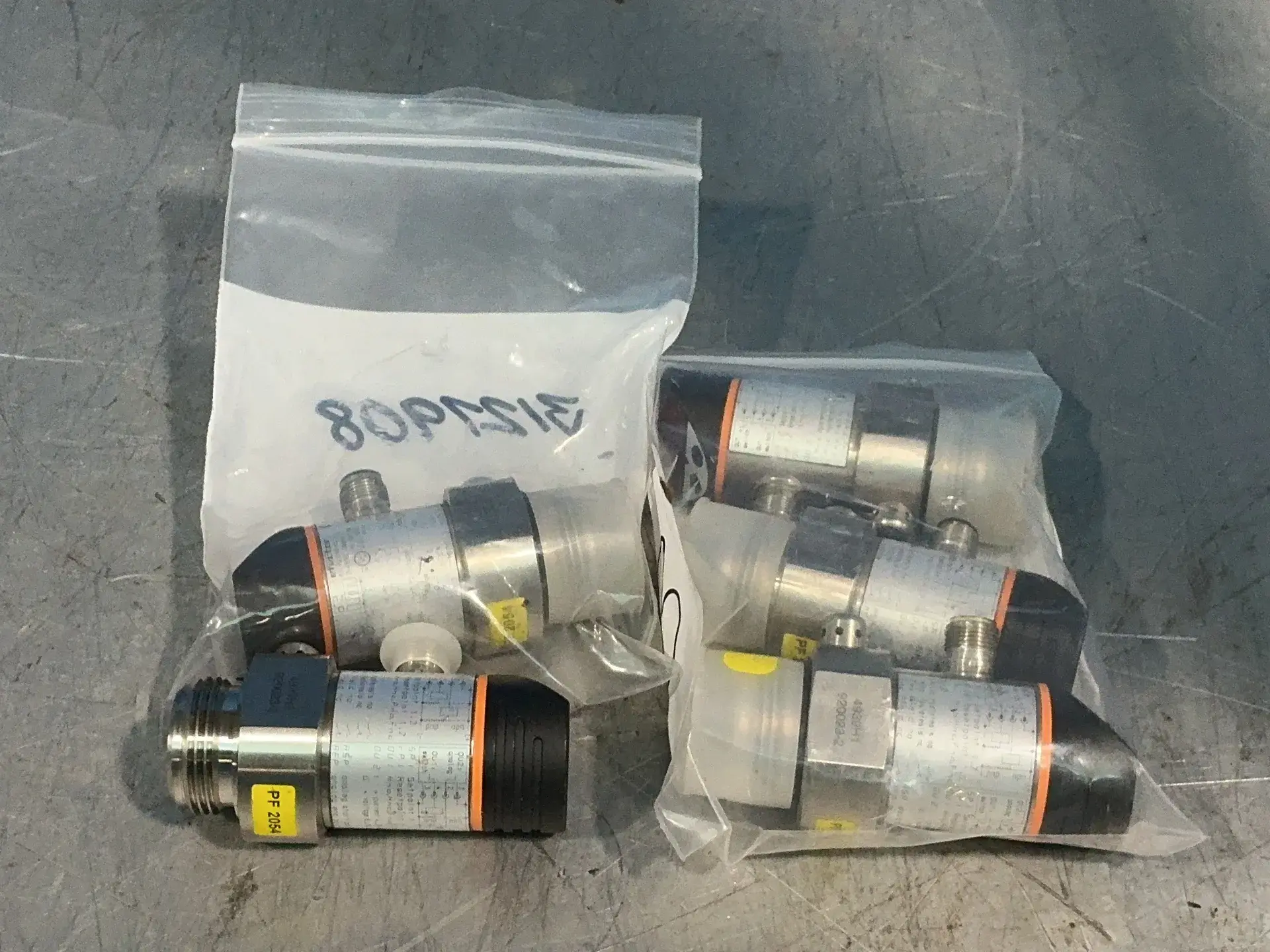 Used IFM ELECTRIC PF2054 Pressure Transmitters Ohio US | HGR 24 #1326074