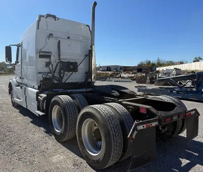 Used 2014 VOLVO VNL Tractors & Trailers Kentucky US | Proxy Equipment #1663483