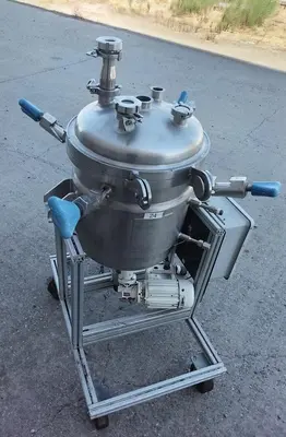 Tank, 13.2 Gallon (50 Liter), Pure-Flo Precision, Jacketed, Agitated, 316 Stainless, 45 PSI, #5991454