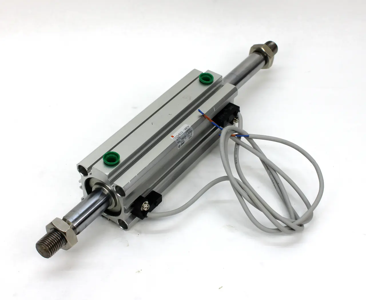 NEW SMC CDQ2WB32-100DM-A73