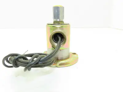 Honeywell Skinner V5D63670 Solenoid Valve 3-Way 120V 400 PSI 1/8" NPT