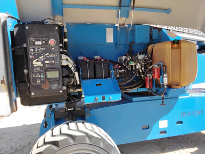 USED 2014 Genie S-85