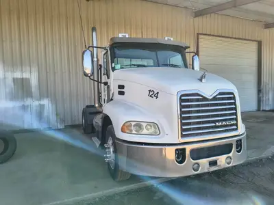 Used 2015 MACK PINNACLE CXU612 Conventional trucks California US | Ben Kaplan Equipment #1508154