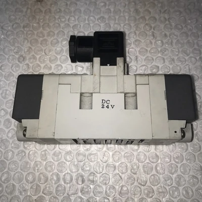 USED SMC VQ7-6-FG-D-1ZR