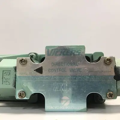 USED VICKERS DG4V32AMP7H750JA100