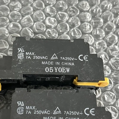 USED Omron PYF08-E