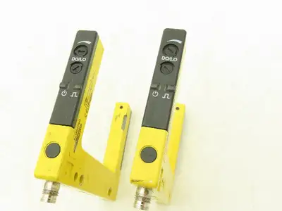 Banner SLM80P6Q Fork Slot Proximity Sensor Fixed-Distance 80mm Width  Lot of 2