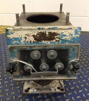 USED METAL FABRICATOR DRAWER MAGNET040