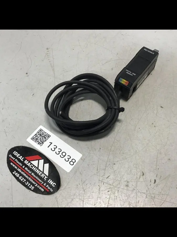 USED KEYENCE CORP CZ-V21AP
