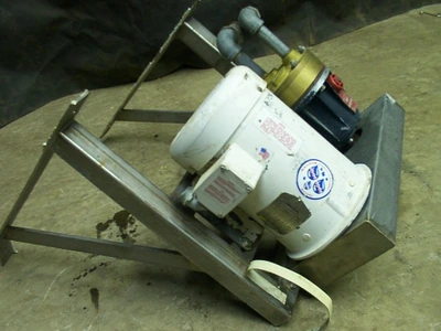 Used _UNKNOWN_ D10XLBNSHHC Diaphragm Pumps Minnesota US | A&I Equipment #1318003