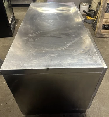174-0160 Traulsen UHT60-DD 60” Self Contained Undercounter Cooler