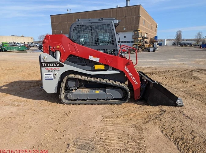 USED 2017 Takeuchi TL10V2