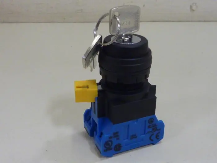NEW IDEC HW1K-3AF20