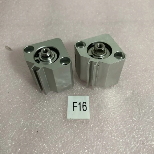 NEW SMC CDQ2B20-5DC