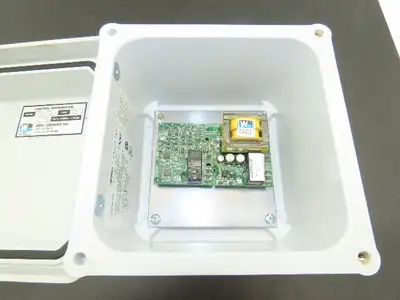Warrick Controls DFC1C4 Dual Function Control 50K Direct 120vac 6"x6" Enclosure