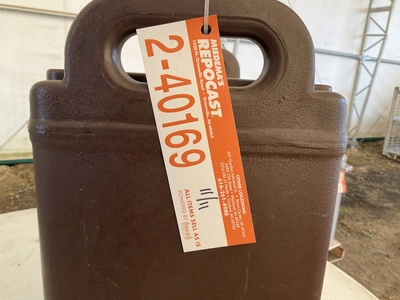 Used CAMBRO CAMTAINER 500LCD Beverage Dispensers Michigan US | Miedema Asset Management Group #1580017