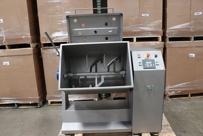 Mainca Model RM-200 Single-Action Mixer
