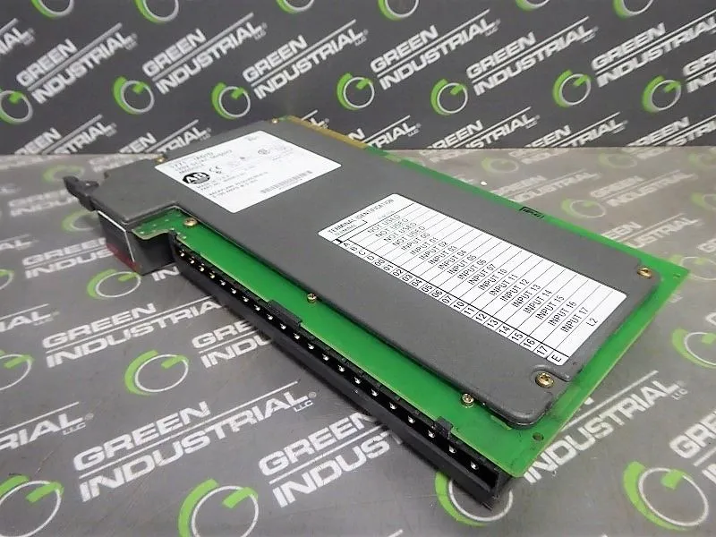 Allen Bradley 1771-IAD/D PLC-5 120V AC/DC 50/60Hz Module Rev. E01 No Block Used