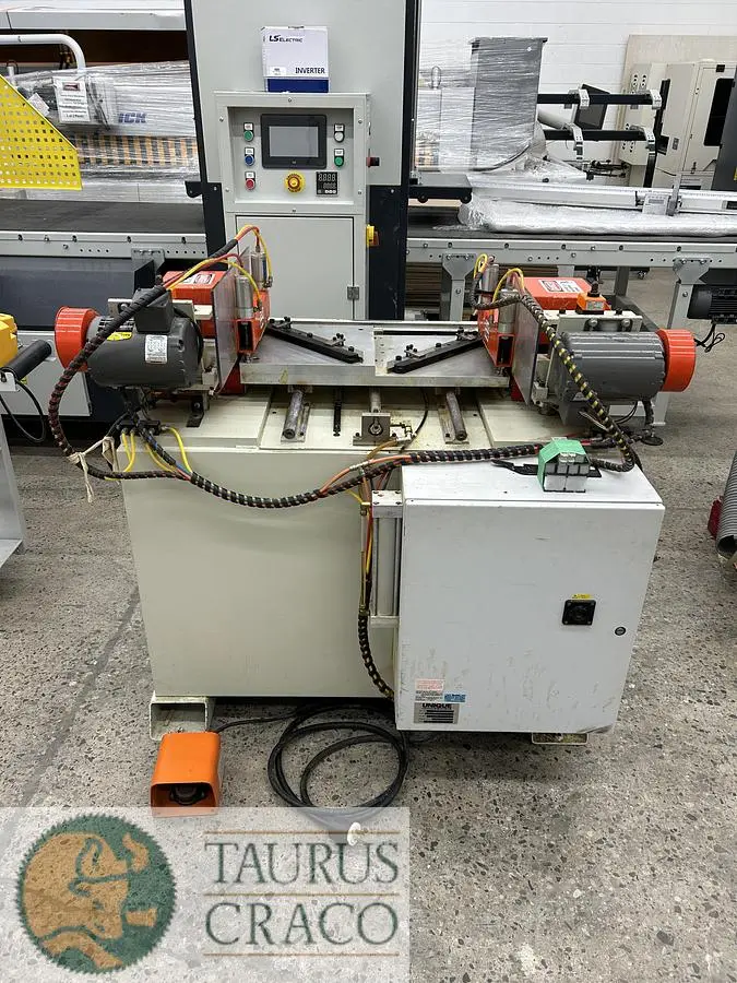 USED UNIQUE 313 MITRE DOOR MACHINE