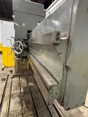 7' x 15" GIDDINGS & LEWIS MODEL #962 G&L RADIAL DRILL: YOBRO #24530