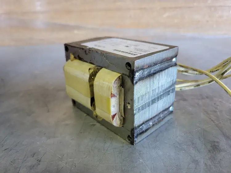 Used SYLVANIA M175/TRI Misc Electrical & Power Parts British Columbia CA | Lenmark #247722