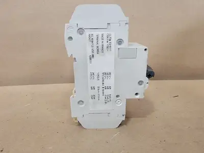 Used SCHNEIDER ELECTRIC C60N Switchgears British Columbia CA | Lenmark #239232