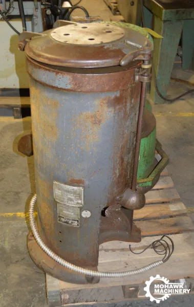 12" BARRETT "O-E" CENTRIFUGAL CHIPWRINGER OIL EXTRACTOR - 12” DIAMETER PAN - 5” DEEP PAN - 20 LB LOAD CAPACITY