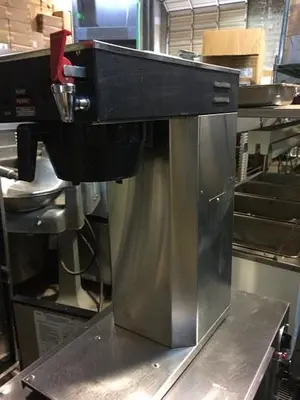 NEWCO AIRPOT BREWER - PLUMB IN