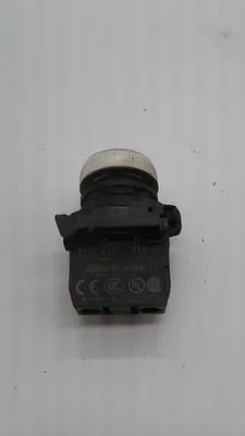 Used ALLEN-BRADLEY ALLEN-BRADLEY  800F-N3W Misc Electrical & Power Parts | ND Industrial Surplus #1212076