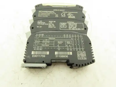 Schmersal SRB-E-322ST Multifunction Safety Monitor Relay 0-30 Sec Drop Out Delay
