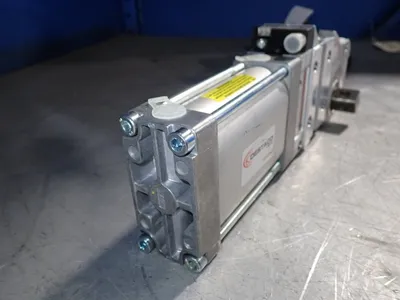 USED DESTACO 82M3ND0006NL81